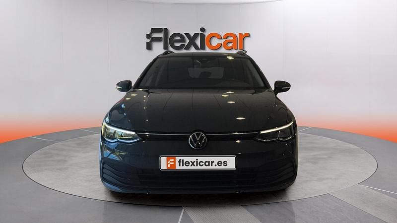 Usado VW Golf VIII Life 116 CV (85 kW) 2021 Gris Familiar
