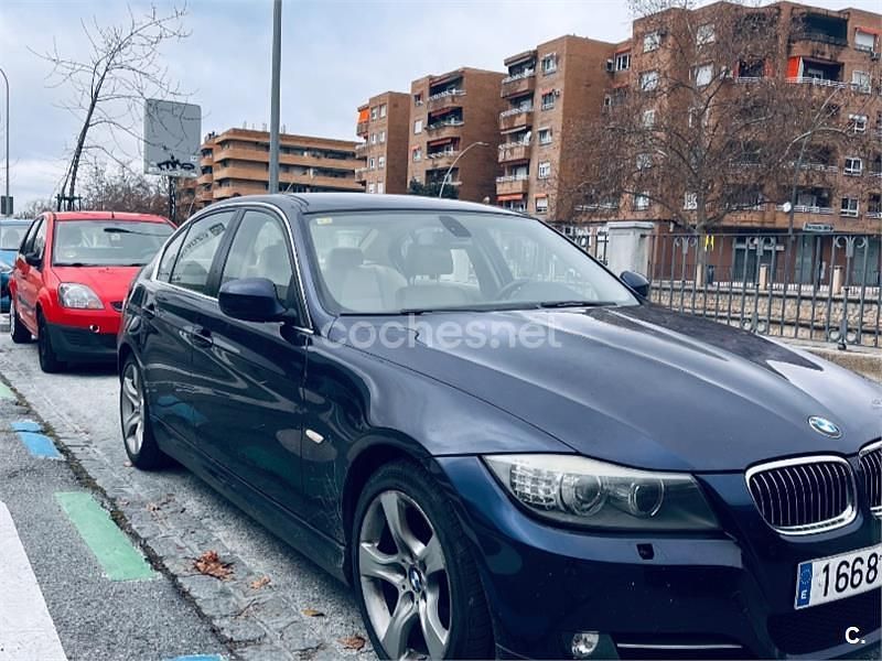 Usado BMW 320 177 CV (130 kW) 2011 Azul Berlina