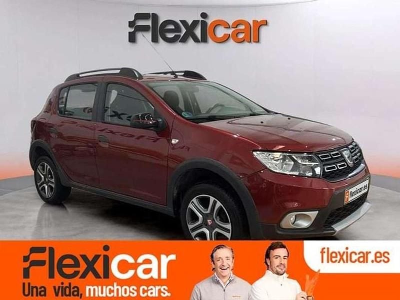 Usado Dacia Sandero Essentiel 90 CV (66 kW) 2019 Burdeos Utilitario