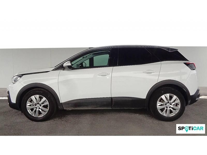 Usado Peugeot 3008 Active 130 CV (95 kW) 2019 Blanco SUV