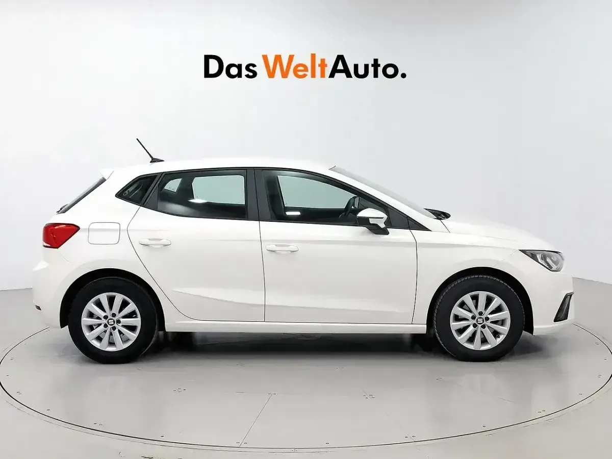 Novo Seat Ibiza Style 80 HP (58 kW) 2025 Branco Sedan
