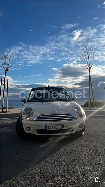Usado Mini Cooper Cabriolet 116 CV (85 kW) 2009 Beige Descapotable