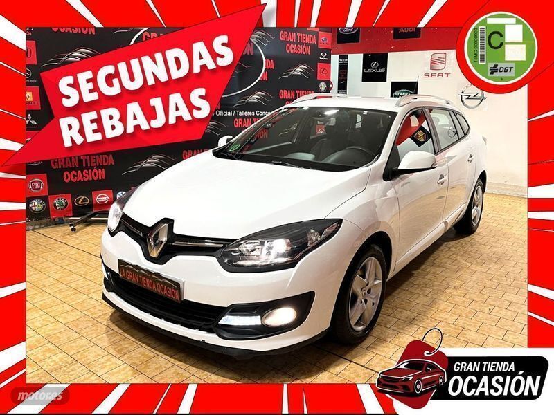 Blanco Usado 2016 Renault Mégane GrandTour Business Familiar | 9480 € (Caro) - Imagen 1/4