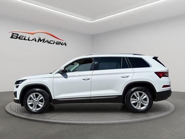 Usado Skoda Kodiaq Ambition 150 CV (110 kW) 2022 Blanco SUV