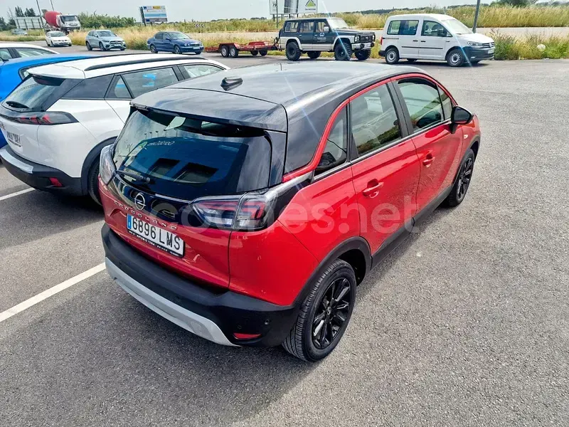 Usado Opel Crossland GS Line 110 CV (80 kW) 2021 Granate SUV