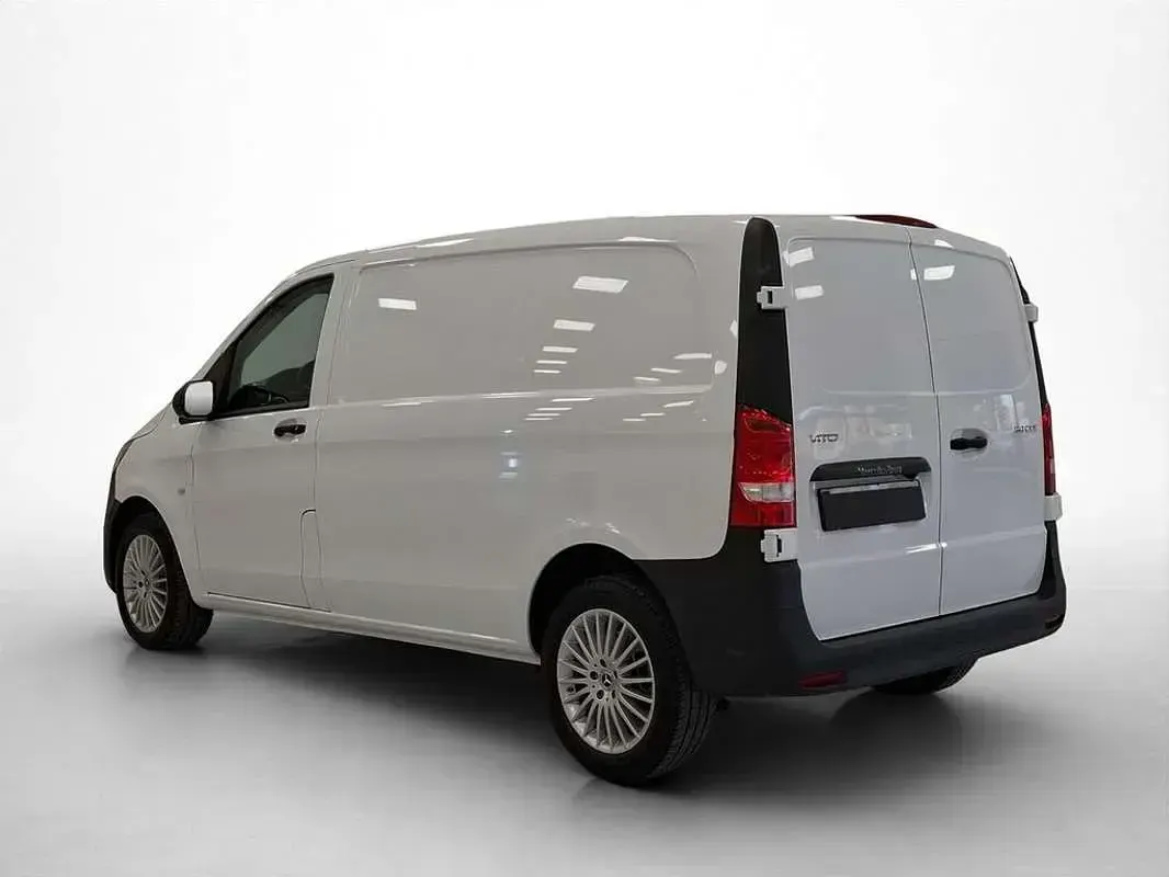 Usado Mercedes Vito 137 CV (100 kW) 2025 Blanco Van