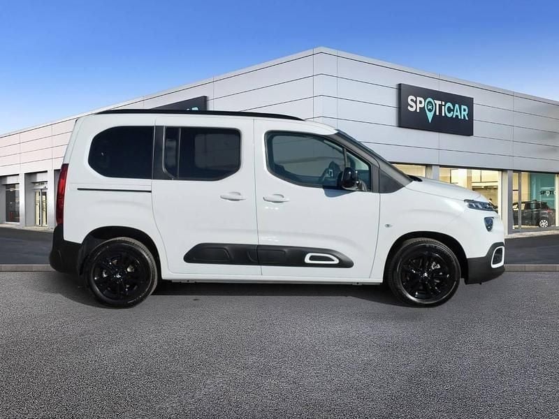 Usado Citroën Berlingo Shine 100 kW (136 CV) 2023 Blanco Monovolumen