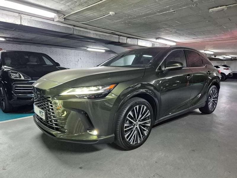 Verde Usado 2023 Lexus RX350 Executive Line SUV | 67.500 € - Imagen 1/4