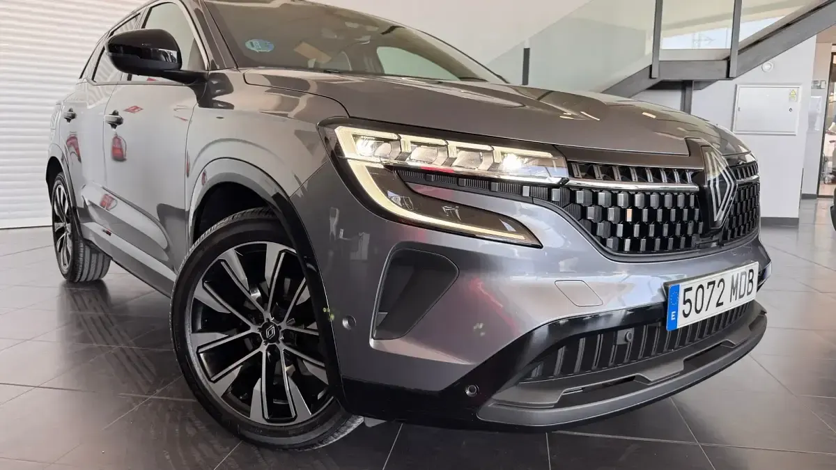 Usado Renault Austral Techno 140 CV (102 kW) 2022 Gris SUV