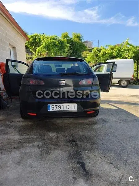 Usado Seat Ibiza Sport 130 CV (95 kW) 2003 Negro Utilitario
