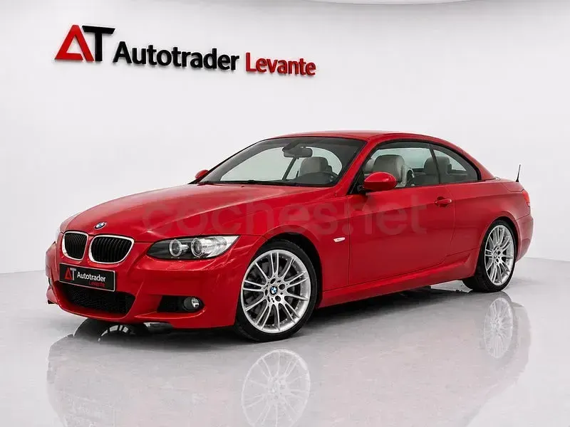 Usado BMW 330 Cabriolet 231 CV (169 kW) 2007 Rojo Descapotable