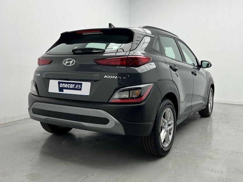 Usado Hyundai Kona 120 CV (88 kW) 2023 Gris SUV