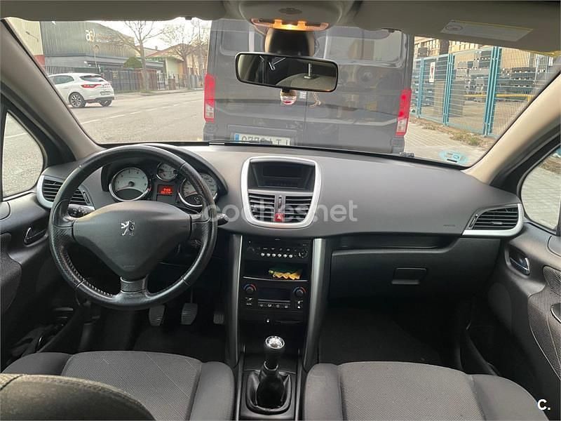 Usado Peugeot 207 Sport 95 CV (69 kW) 2009 Negro Berlina