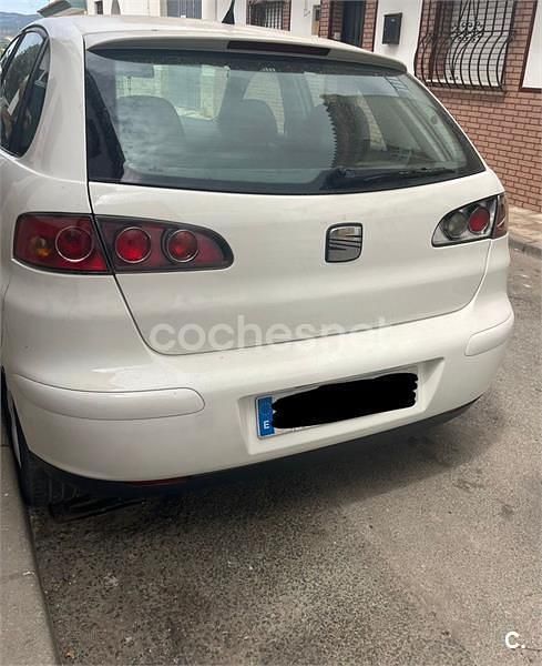 Blanco Usado 2004 Seat Ibiza Berlina | 3000 € (Precio justo) - Imagen 1/1