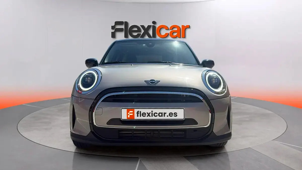 Usado Mini Cooper 136 CV (100 kW) 2024 Gris Utilitario