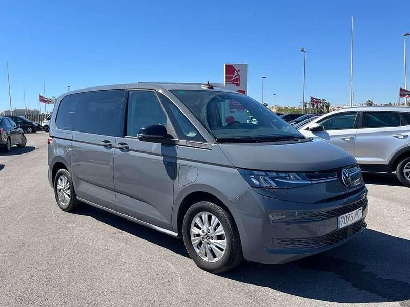 Usado VW Multivan Life 218 CV (160 kW) 2022 Gris Van