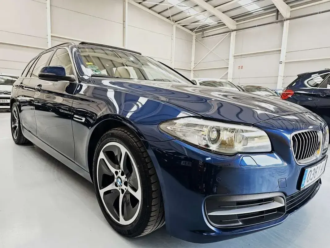 Usado BMW 525 Luxury Line 218 CV (160 kW) 2015 Azul Familiar