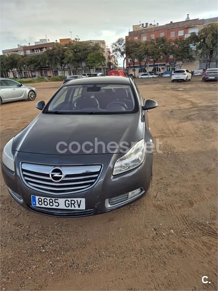 Usado Opel Insignia Sport 160 CV (117 kW) 2009 Gris / plata Berlina