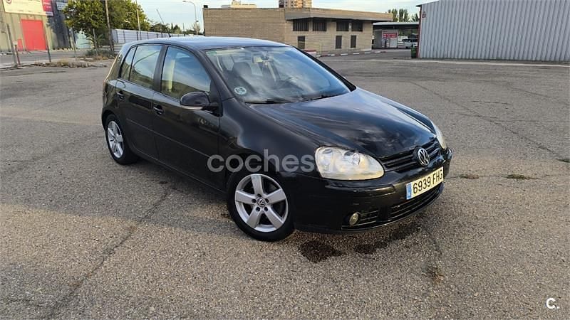 Negro Usado 2006 VW Golf V Highline Berlina | 3300 € (Super precio) - Imagen 1/4