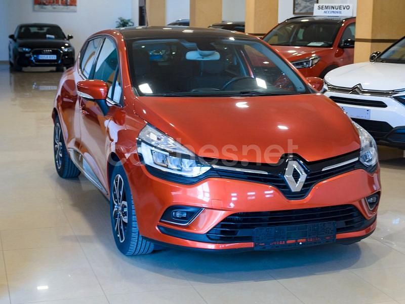 Usado Renault Clio IV LIMITED 90 CV (66 kW) 2019 Rojo Berlina