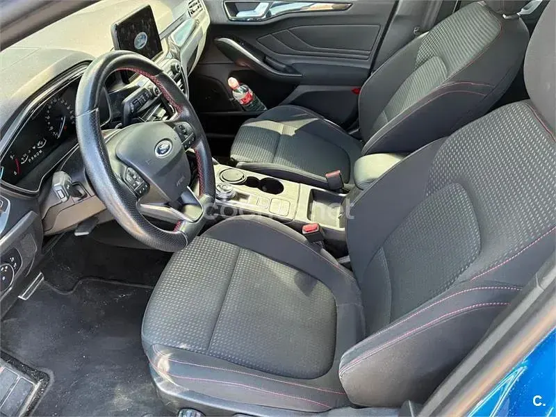 Usado Ford Focus ST-Line 120 CV (88 kW) 2018 Azul Berlina