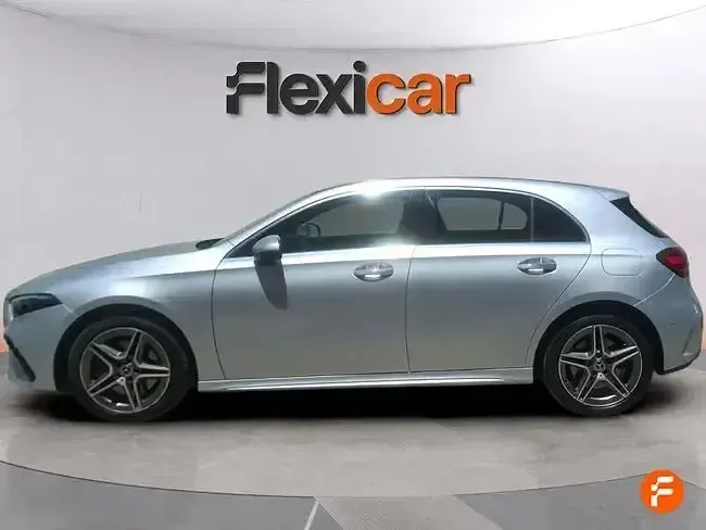 Käytetty Mercedes A250 218 HP (160 kW) 2023 Harmaa