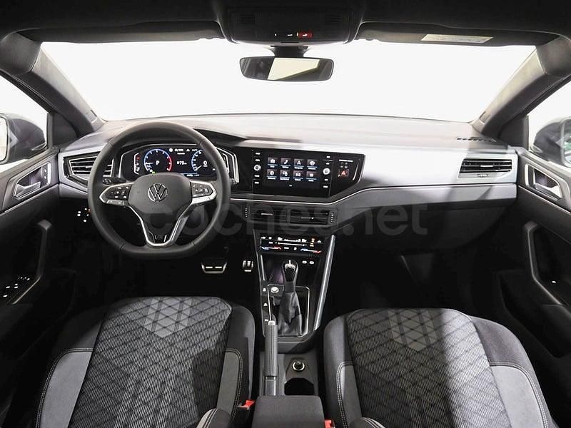 Usado VW Taigo R-line 116 CV (85 kW) 2025 Gris SUV