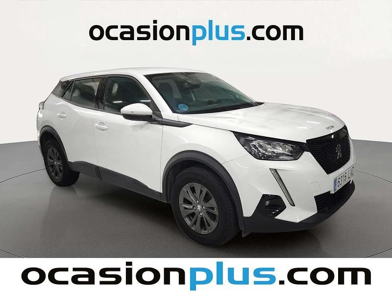 Usado Peugeot 2008 Active 110 CV (80 kW) 2021 Blanco SUV
