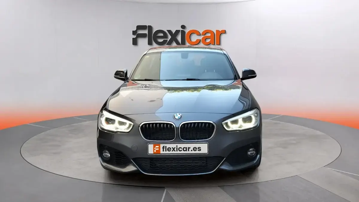 Usado BMW 118 136 CV (100 kW) 2018 Gris Berlina