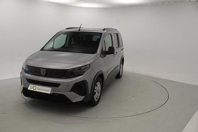 Usado Peugeot Rifter Allure 100 CV (73 kW) 2024 Gris Monovolumen