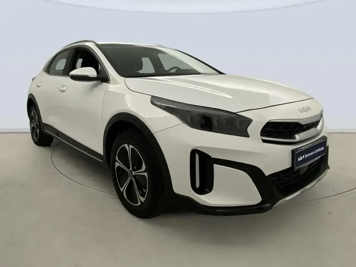 Usado Kia XCeed 141 CV (103 kW) 2024 Blanco SUV