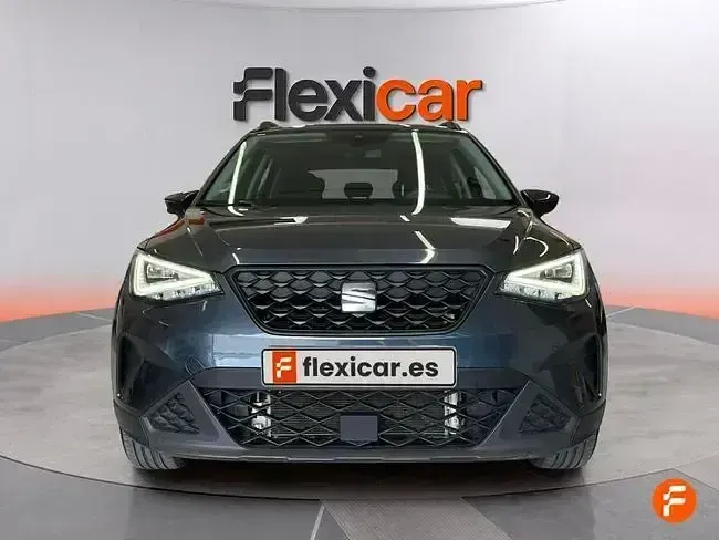 Usado Seat Arona Style 110 CV (80 kW) 2023 Azul SUV