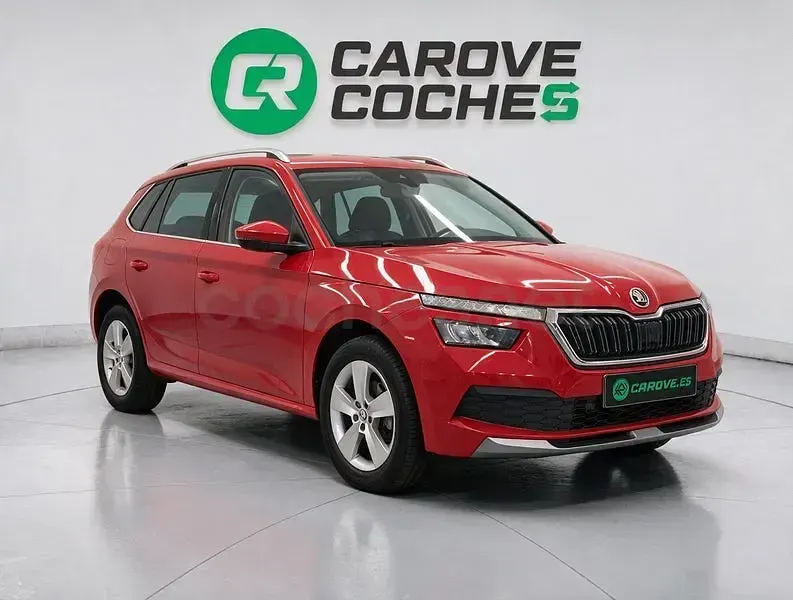 Usado Skoda Kamiq Style 110 CV (80 kW) 2020 Rojo SUV