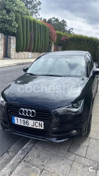 Negro Usado 2015 Audi A1 Sportback Attraction Utilitario | 10.000 € (Super precio) - Imagen 1/4