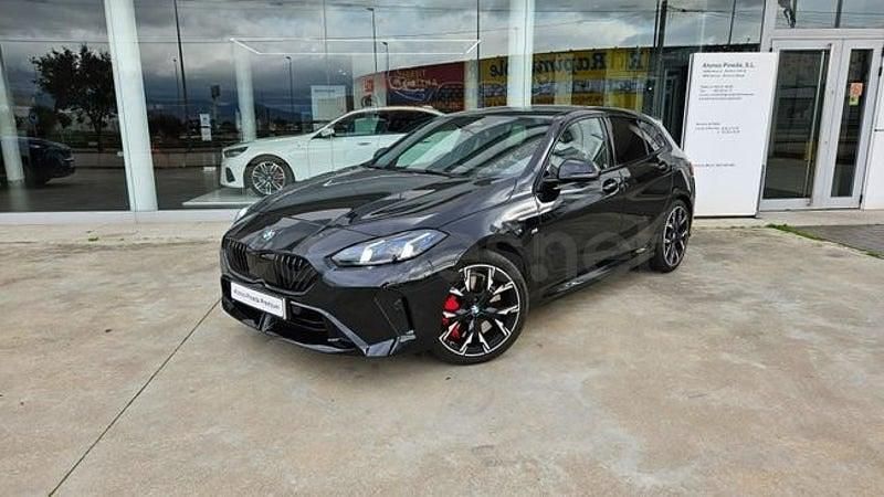 Usado BMW 120 Comfort Edition 163 CV (119 kW) 2024 Negro Utilitario