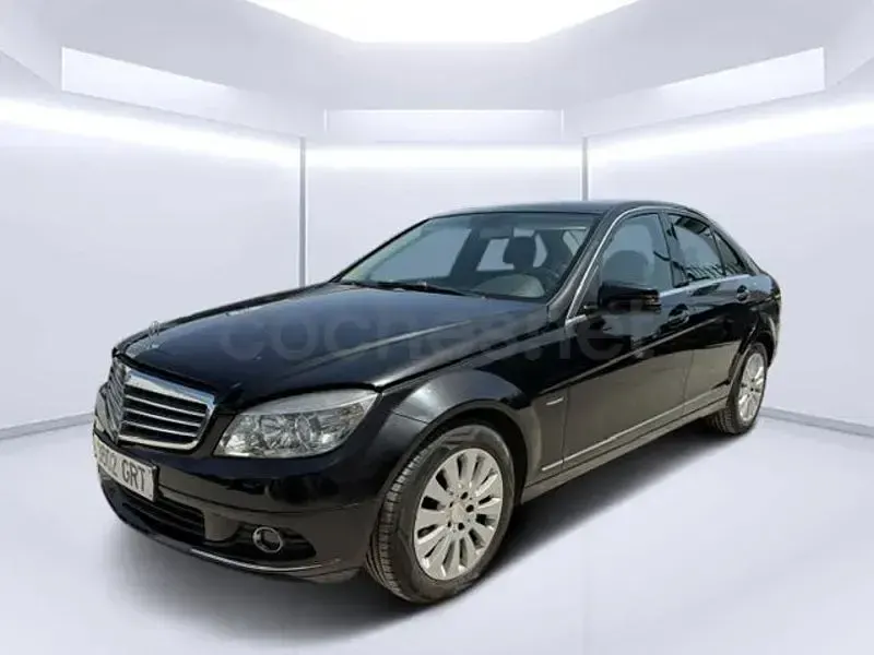 Usado Mercedes C220 Elegance 170 CV (125 kW) 2008 Negro Berlina