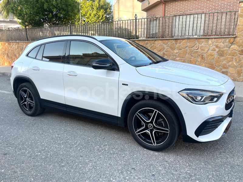 Blanco Usado 2021 Mercedes GLA250 SUV | 34.500 € (Un poco caro) - Imagen 1/4