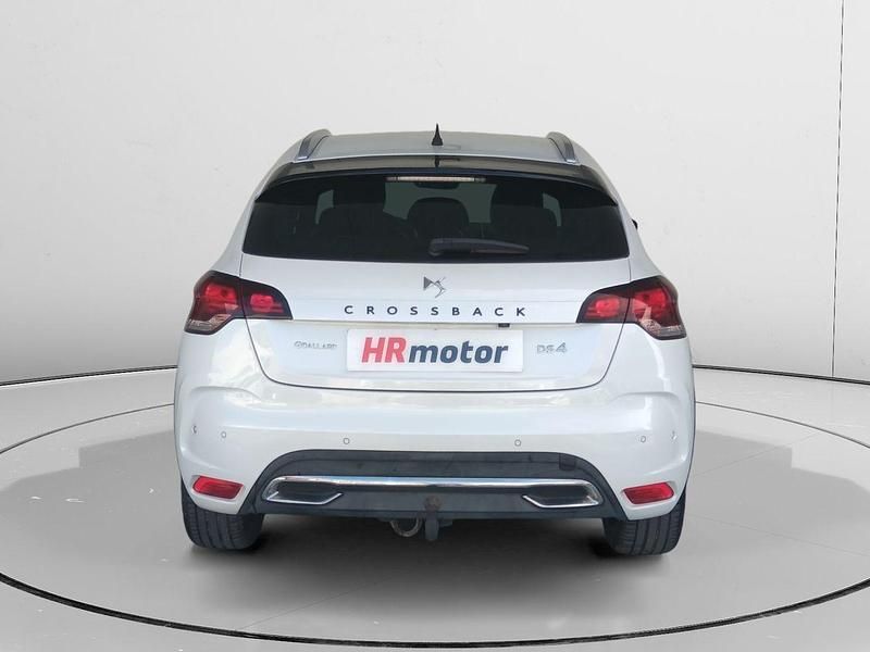 Usado DS Automobiles DS4 Crossback Style 131 CV (96 kW) 2016 Blanco SUV