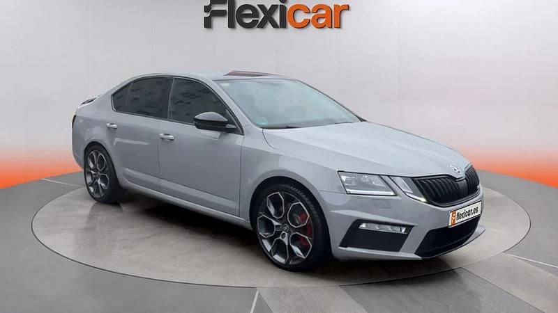 Usado Skoda Octavia RS 230 HP (169 kW) 2017 Cinzento Citadino