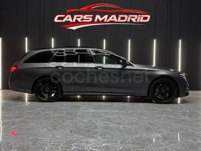 Usado Mercedes E220 194 CV (142 kW) 2017 Gris / plata Familiar