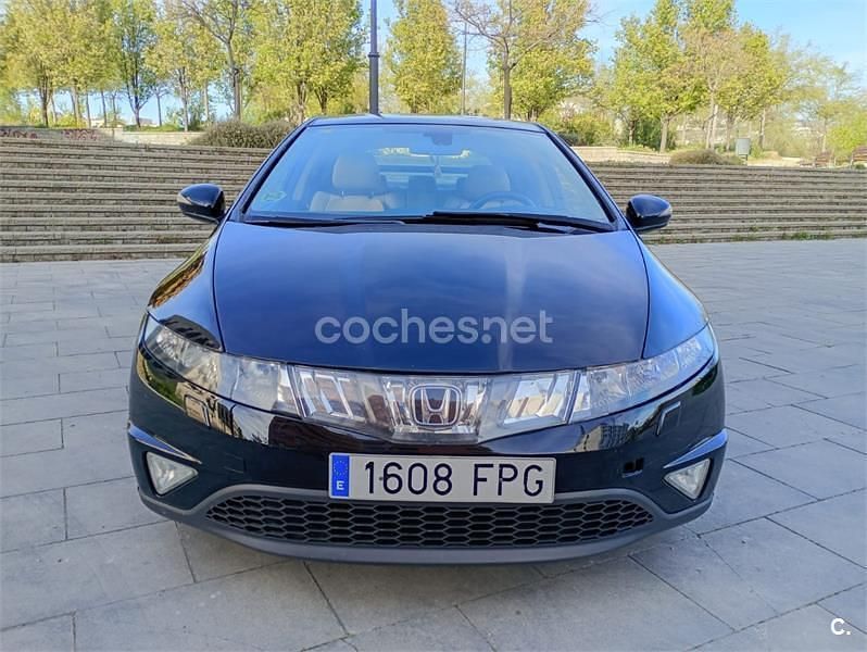Usado Honda Civic Executive 140 CV (102 kW) 2007 Negro Berlina