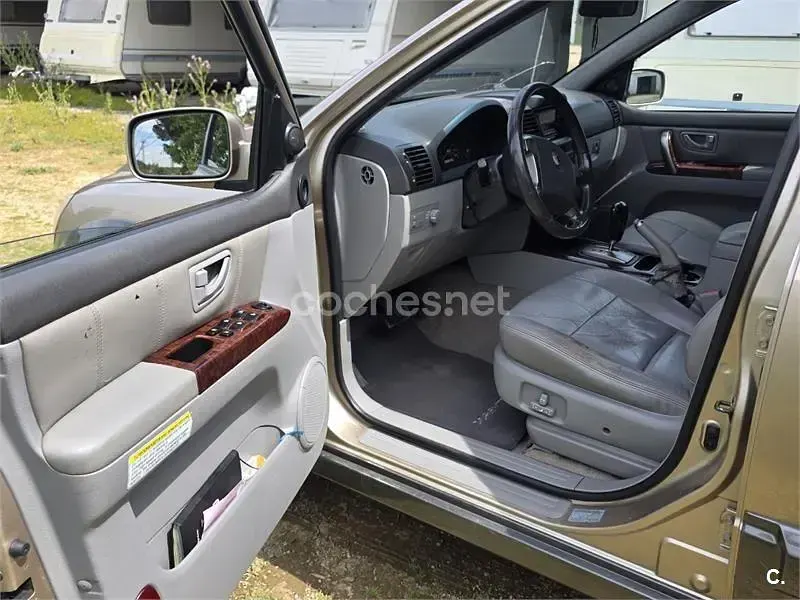 Usado Kia Sorento EX 140 CV (102 kW) 2004 Marrón SUV