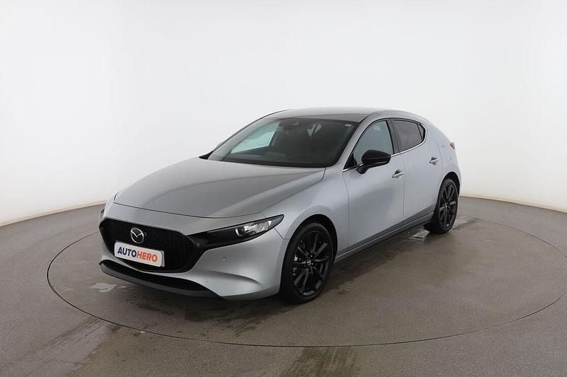 Gris Usado 2023 Mazda 3 Homura-Line Utilitario | 26.599 € (Un poco caro) - Imagen 1/3