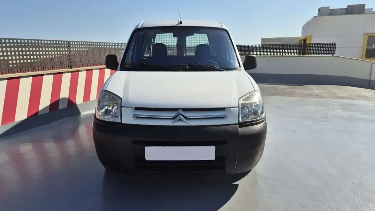 Usado Citroën Berlingo 75 CV (55 kW) 2008 Blanco Monovolumen
