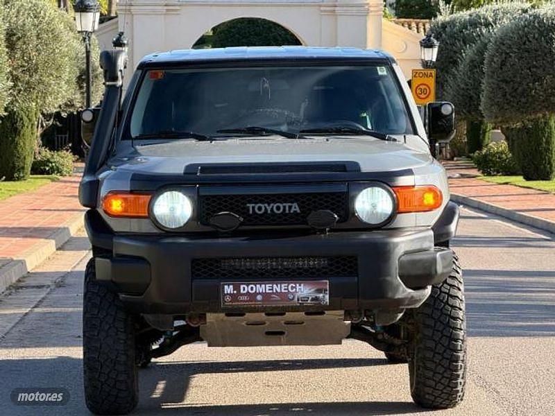 Usado Toyota FJ Cruiser 242 CV (177 kW) 2006 Gris SUV
