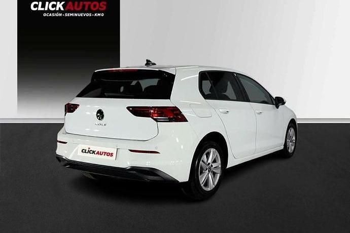 Usado VW Golf VIII Life 110 CV (80 kW) 2023