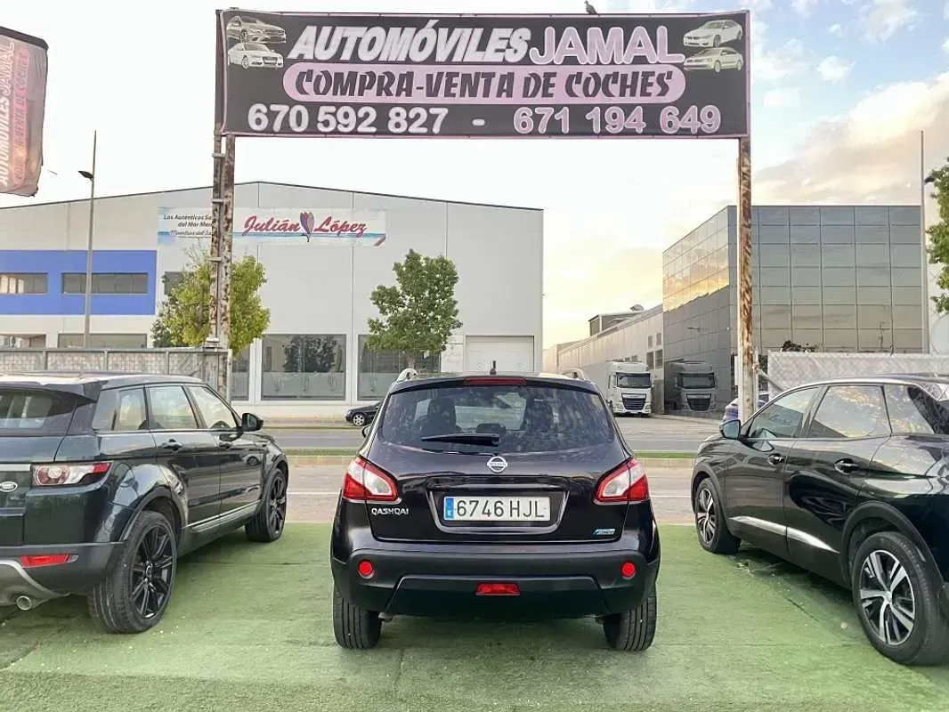 Usado Nissan Qashqai Acenta 131 CV (96 kW) 2012 Negro SUV