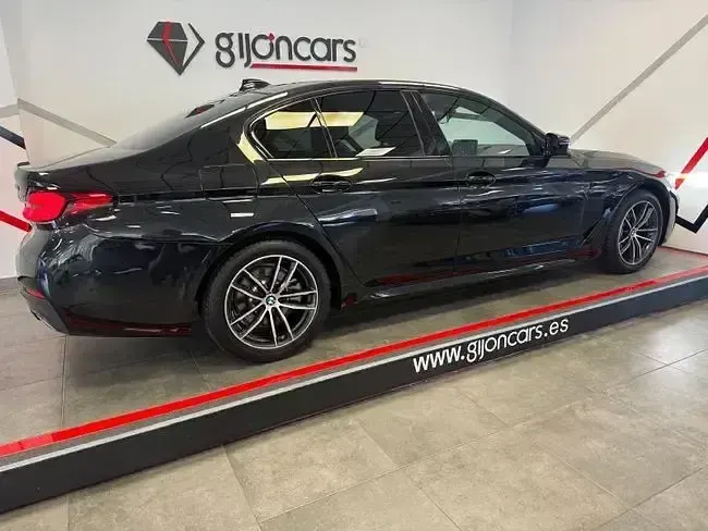 Usado BMW 530 Comfort Edition 245 CV (180 kW) 2023 Azul Berlina