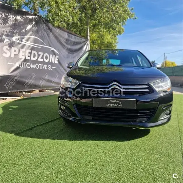 Usado Citroën C4 114 CV (83 kW) 2015 Negro Berlina