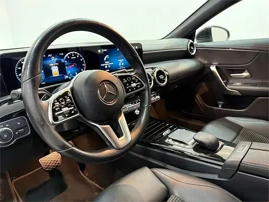 Usado Mercedes CLA180 136 CV (100 kW) 2022 Coupe